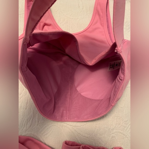 Pink Workout Set - Picture 4 of 7